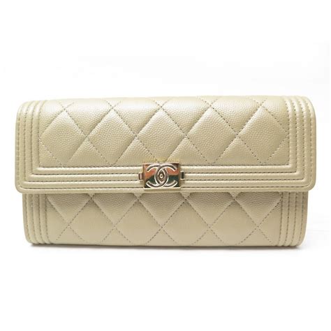 portefeuille chanel boy|pursebop Chanel bag.